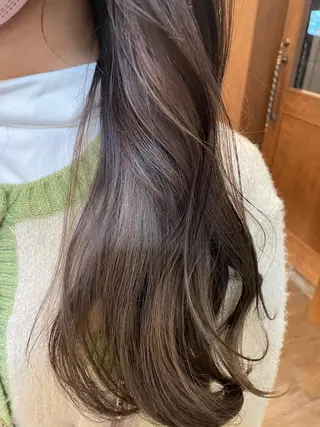 ロング しもかわ かほのヘアスタイル