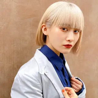 ミディアム カラー 透明感・ハイトーン・ 艶カラー/若林のヘアスタイル