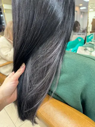 ロング カラー ラカリテ所属・渋谷 りなのヘアスタイル