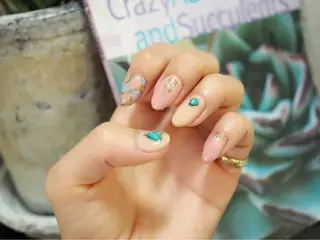 ネイル ”salon" そりまちゆうこのネイルデザイン