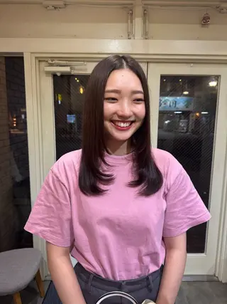 セミロング 阿部 ことみのヘアスタイル