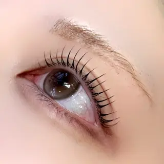 マツエク・マツパ lino eyelash&eyebrow淡路店所属・【lino】 Reina🎀のマツエク・マツパデザイン