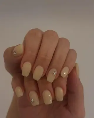 ネイル Elio所属・Elio 国泰寺のネイルデザイン