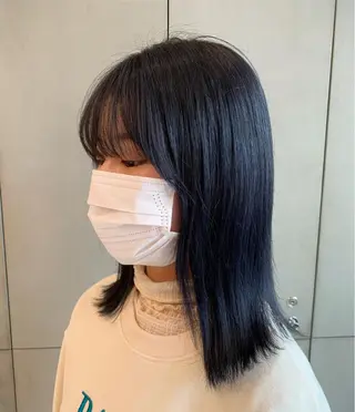カラー D'na ディーナのヘアスタイル