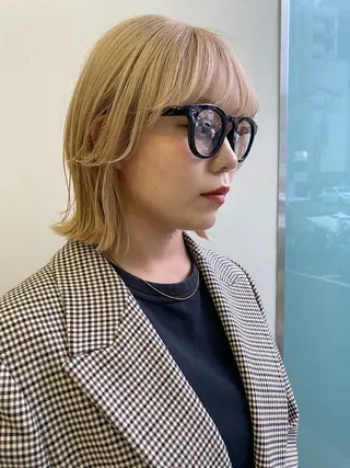 ミディアム sea's所属・ヒラカホ/矢場町/ ブリーチ/似合わせのヘアスタイル