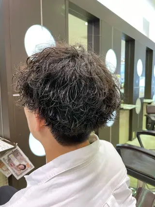 パーマ メンズ 柿沼 洸太のヘアスタイル
