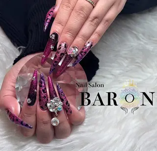 ロング ♛︎BARON♛︎ yuiのネイルデザイン