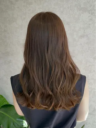 セミロング カラー Taku /ケアハイトーンのヘアスタイル