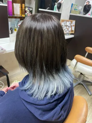 ミディアム カラー 徳留 もも花のヘアスタイル