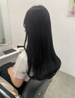 セミロング カラー 今井 愛歩のマツエク・マツパデザイン