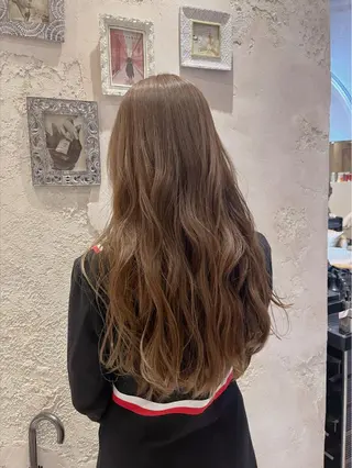 ロング カラー 川井麻由🎀アイドル 量産🎀ピンクカラーのヘアスタイル