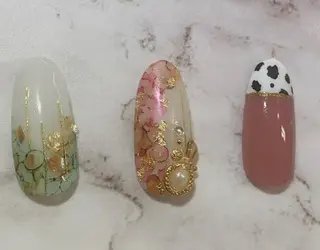 ネイル Laure‘a所属・Laure‘a MARIのネイルデザイン