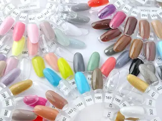 ネイル TiaryNail 💎Kのネイルデザイン