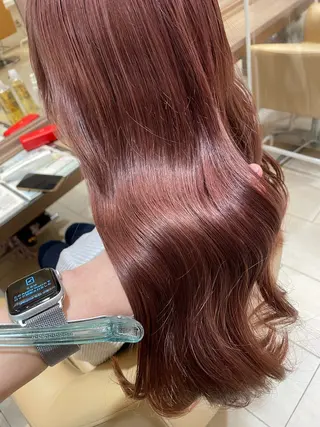 ロング カラー 藤井 ヒナのヘアスタイル