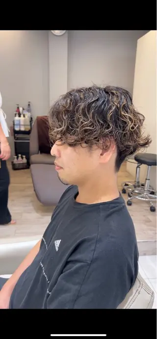パーマ メンズ メンズサロンGRIT 店長 深山一平のヘアスタイル
