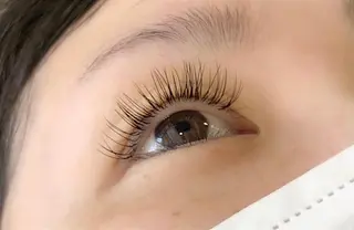 マツエク・マツパ nuna池袋 mokaのマツエク・マツパデザイン