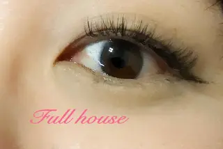 マツエク・マツパ familiar所属・familiar 【フェイシャル】のエステ・リラクイメージ