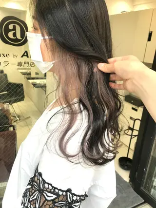 セミロング カラー 横山 奈央のヘアスタイル