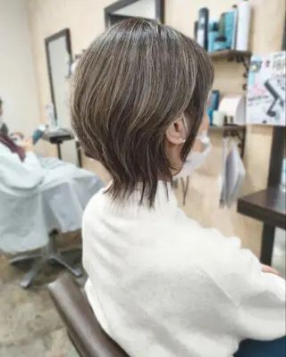 ショート カラー sepiage trois所属・酒井 亜希のヘアスタイル