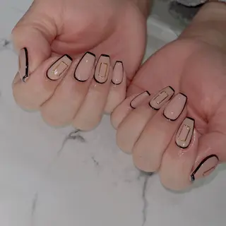 ネイル NEO Beauty Salon所属・𝐍𝐄𝐎 𝐉𝐔𝐑𝐈のネイルデザイン