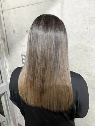 セミロング WISTERIA ANNEX 銀座【ウィステリア アネックス】所属・髪質改善 スペシャリストのヘアスタイル