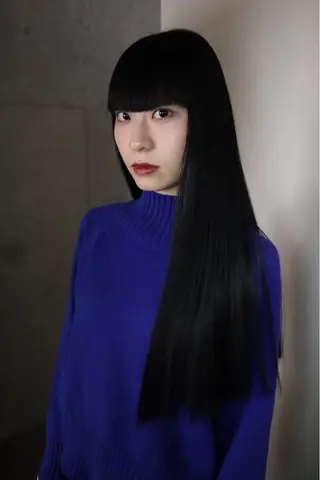 ロング カラー 金尾 凜のヘアスタイル