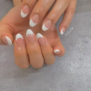 ネイル 粟津 美紀のネイルデザイン