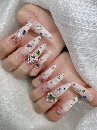 ネイル Lee Nails チップ長さだし専門店のネイルデザイン