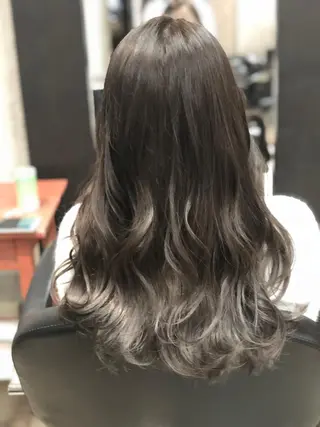 ミディアム カラー 新宿髪質改善レイヤー カット内田智大のヘアスタイル