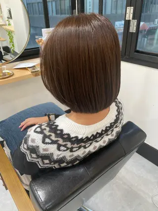 カラー CARICIA 白木 由里加のヘアスタイル