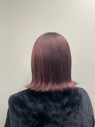 カラー 手塚 由佳のヘアスタイル