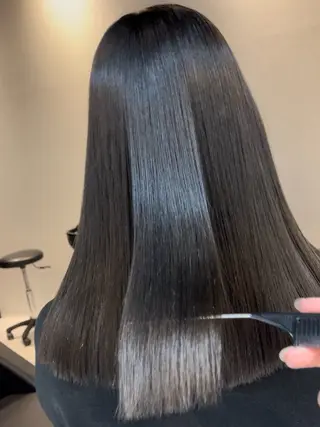 セミロング パーマ アンドウ ユウ/ レイヤーカット/韓国のヘアスタイル