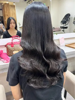 ロング パーマ 波巻きウェーブ 韓国風パーマ 纐纈のヘアスタイル