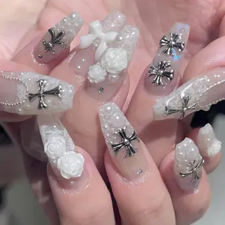 ネイル Manamǐ 個性派のネイルデザイン