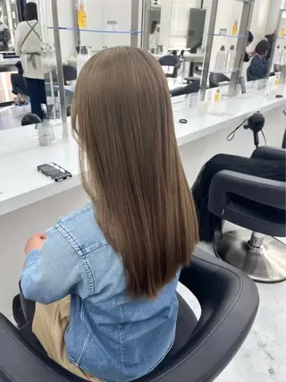 ミディアム カラー 赤みなし艶カラー🍈 ユウナ🍈🤍のヘアスタイル
