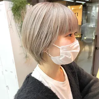 ショート カラー mee.urawa所属・似合わせショート×透 明感/やじまたかしのヘアスタイル