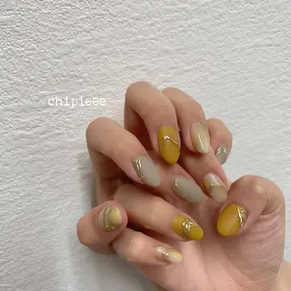 ネイル charme所属・. SHIORIのネイルデザイン