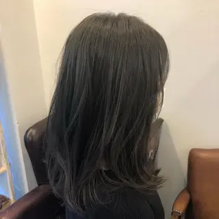 セミロング カラー 畠山 渚のヘアスタイル