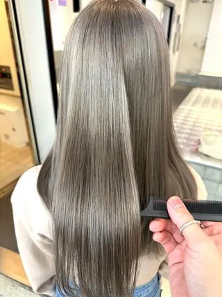 セミロング カラー 🌈ベージュ艶髪🌈 ユウトのヘアスタイル