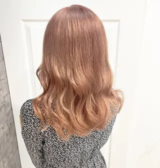 セミロング rina／ベージュ ワンホン/韓国ヘアのヘアスタイル