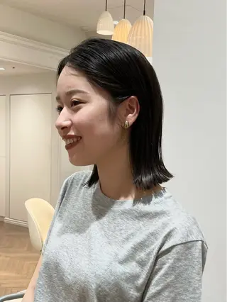 ミディアム カラー ELLE salon サエのヘアスタイル