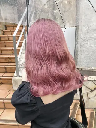 ロング カラー ヘアアレンジ メンズ キッズ 💟Chloe原宿店 🩶ハイトーンのヘアスタイル