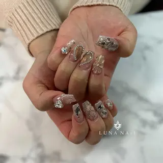 ネイル アトリエ　ミモザ所属・いまむら あかりのネイルデザイン