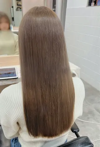 ロング カラー LallYou金山所属・津野 こころのヘアスタイル