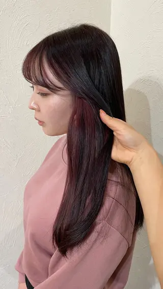 ロング カラー 坂本 菜摘のヘアスタイル