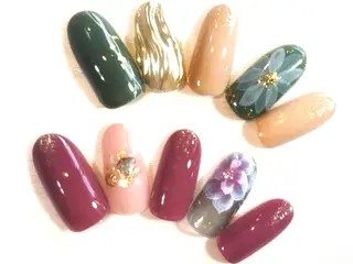 ネイル @.Freestyle 【フリースタイル】所属・根本 奈美のネイルデザイン