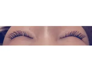 マツエク・マツパ 石渡このみ 🍊レイヤーカットのヘアスタイル