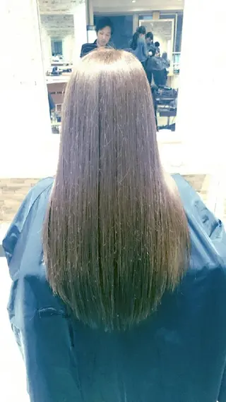 ロング SAI hairgardenのヘアスタイル