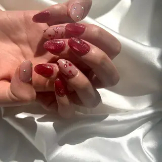 ネイル ALLURENAIL AINAのネイルデザイン