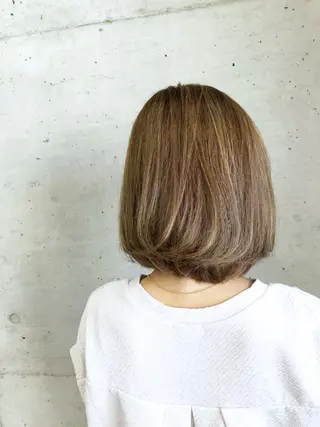 ミディアム カラー 大栗 佑也  髪質改善のヘアスタイル